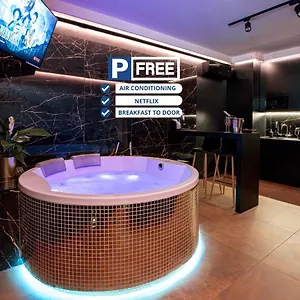 Jacuzzi Glass-house Station Apartment Krakau