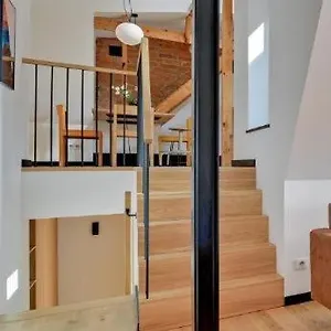 3-level With A View Of St Mary's Basilica By Downtown Apartment Danzig