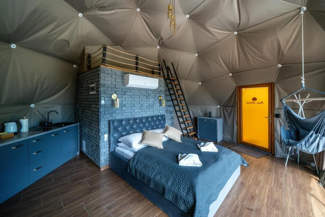 Peak Glamp & Jacuzzi Hotel Zakopane Luxury tent