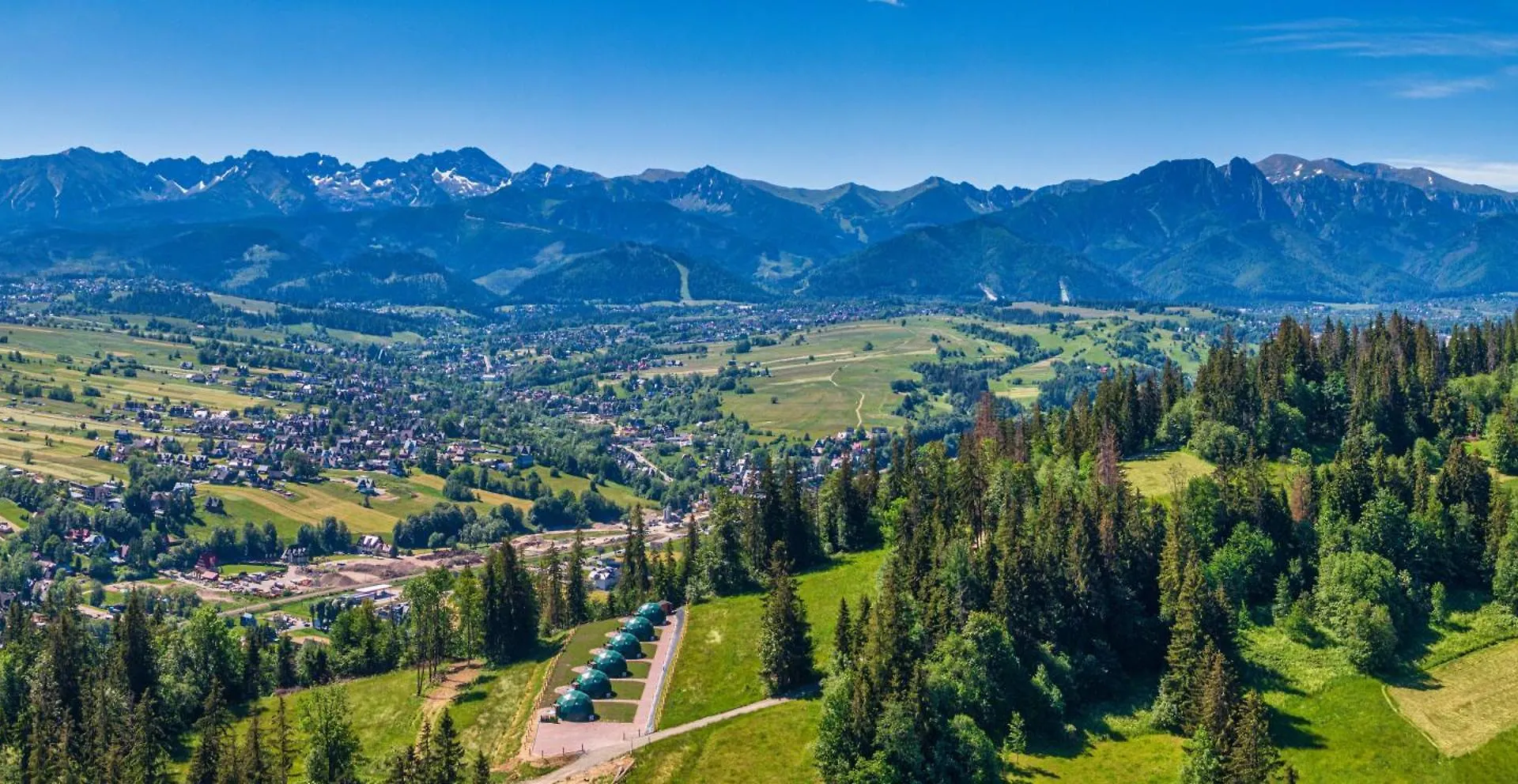 Luxury tent Peak Glamp & Jacuzzi Hotel Zakopane
