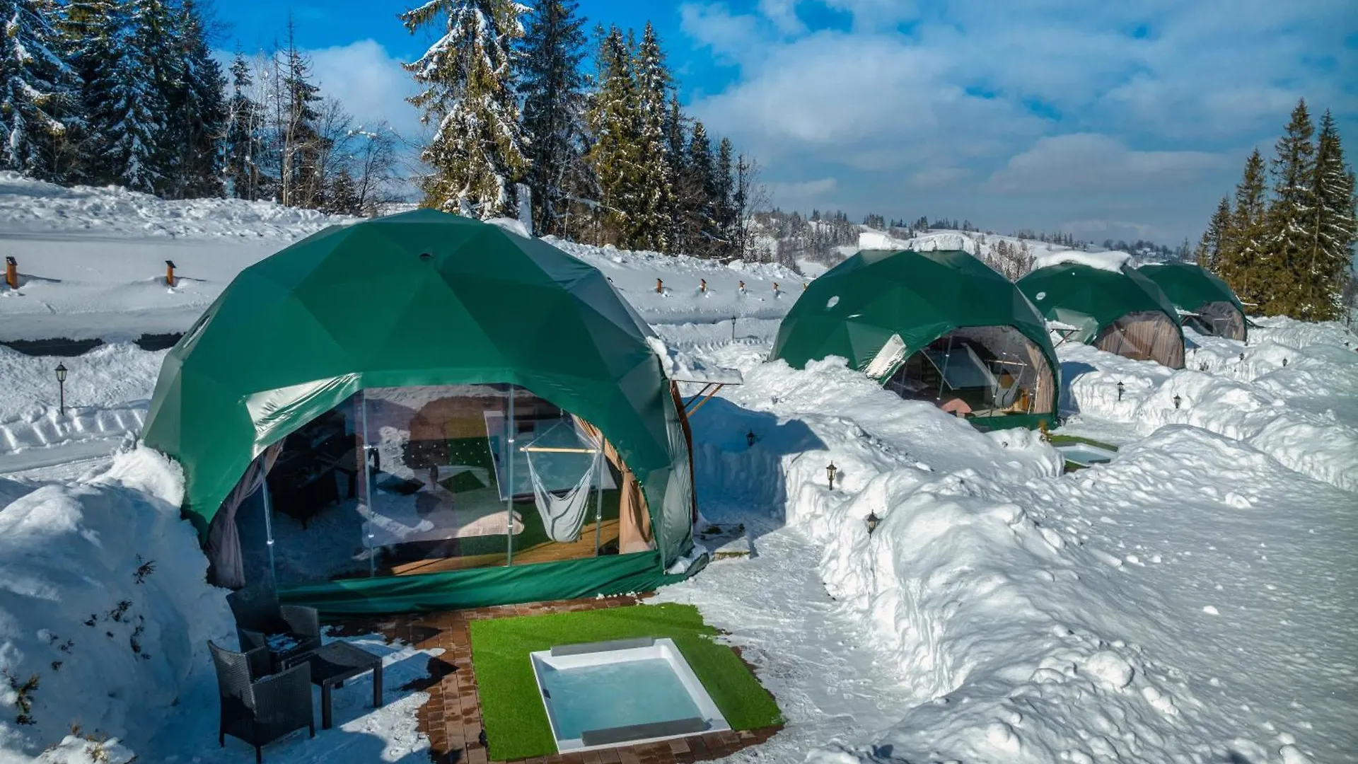 Peak Glamp & Jacuzzi Hotel Zakopane 0*,